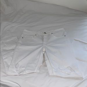 American Eagle white ripped jeans!